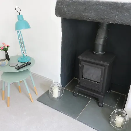 Lisa's Cottage,